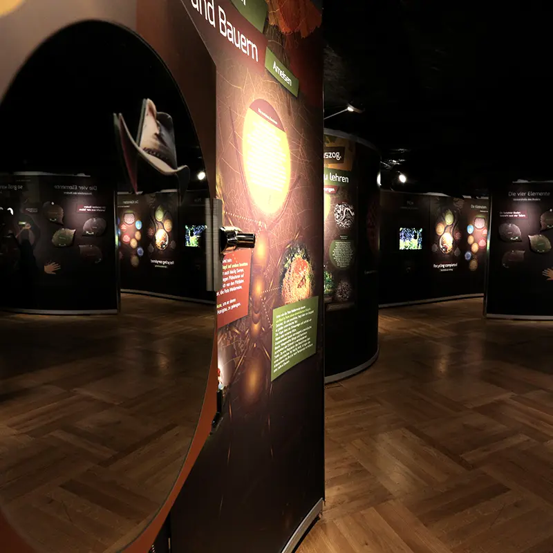 Bodenausstellung